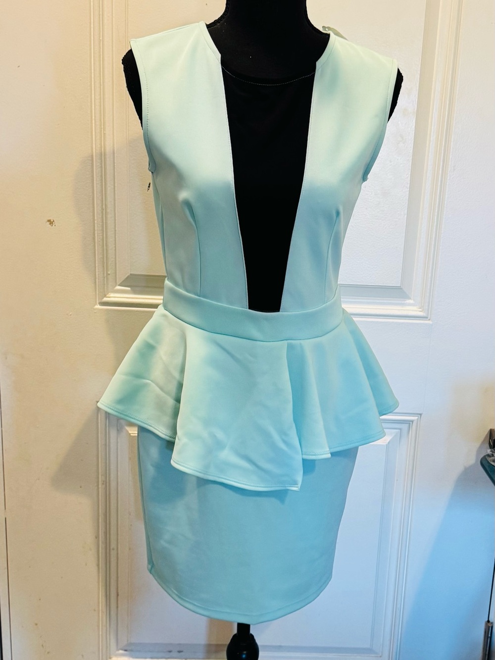 Botique, The Vintage Shop Mint Green Peplum Mini Dress size L